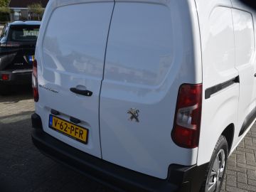 Peugeot E-Partner